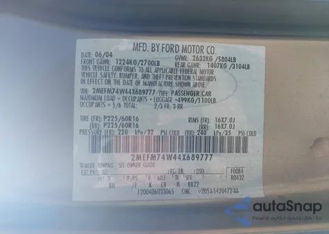 2004 Mercury Grand Marquis Gs z USA, uszkodzony, nr VIN 2MEFM74W44X689777